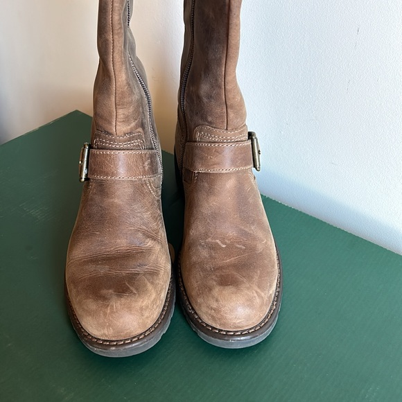 Clarks Leather Knee High Boots Brown With Box - Picture 3 of 8